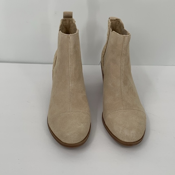 TOMS Everly Chelsea ankle boots cream suede quilted shoe Western elastic new 11 - Picture 3 of 5